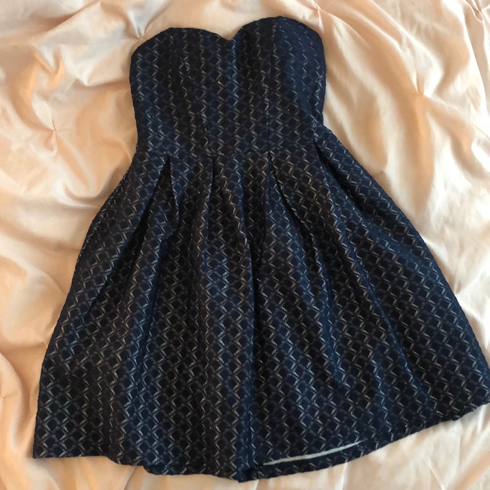Short formal dress, navy blue